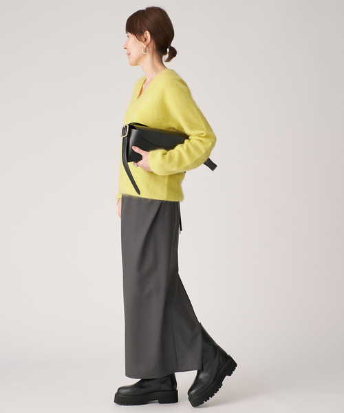 enrica(エンリカ)の「ENRICA エンリカ Vネックプルオーバー 1-tone KNIT241(ニット/セーター・レディース・ネイビー/イエロー・FREE)」の20枚目の写真