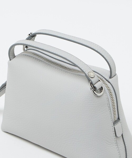 GIANNI CHIARINI(ジャンニ キアリーニ)の「<GIANNI CHIARINI>ALIFA S2 バッグ 25FW(ショルダーバッグ・レディース・ダークグレー/グレー系/ライトグレー/ワイン・FREE)」の5枚目の写真
