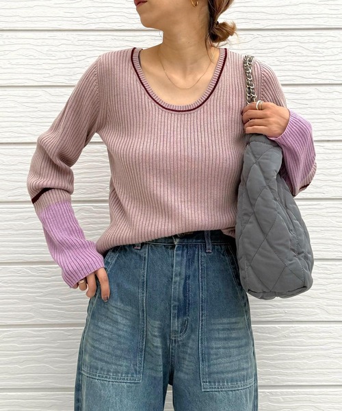 Q（キュー）の「リブリブラインUネックニット（ニット/セーター・レディース・ブラック/スモークピンク/ライトグレー・MEDIUM）」の19枚目の写真