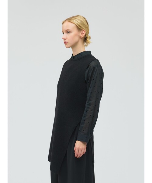 mizuiroind（ミズイロインド）の「mizuiro ind サイドスリットリブベスト（ベスト・レディース・チャコールグレー/ブラック/アイボリー・FREE）」の8枚目の写真