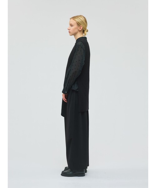 mizuiroind（ミズイロインド）の「mizuiro ind サイドスリットリブベスト（ベスト・レディース・チャコールグレー/ブラック/アイボリー・FREE）」の13枚目の写真