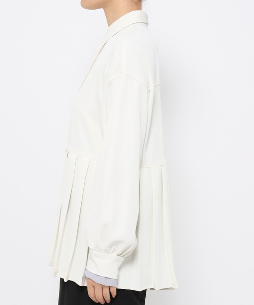 HARE(ハレ)の「ソデレイヤープリーツシャツ(HARE)(シャツ/ブラウス・レディース・ブラック/ホワイト・FREE)」の14枚目の写真