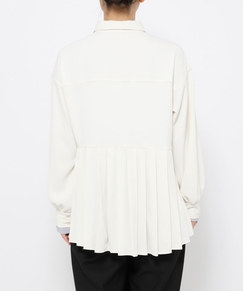 HARE(ハレ)の「ソデレイヤープリーツシャツ(HARE)(シャツ/ブラウス・レディース・ブラック/ホワイト・FREE)」の17枚目の写真