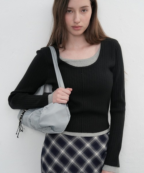 GENERAL IDEA（ジェネラルアイデア）の「double layered long sleeve knit ダブルレイヤードロングスリーブニット（ニット/セーター・レディース・アイボリー/ブラック/チャコール・M/S/L）」の12枚目の写真