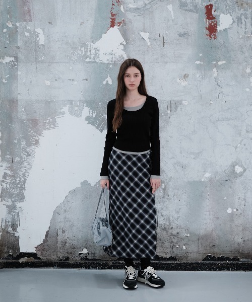 GENERAL IDEA（ジェネラルアイデア）の「double layered long sleeve knit ダブルレイヤードロングスリーブニット（ニット/セーター・レディース・アイボリー/ブラック/チャコール・M/S/L）」の18枚目の写真