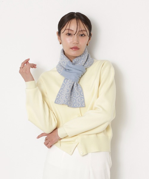 MOONBAT(ムーンバット)の「mila schon カシミヤ リバーシブル ジャカードプチマフラー(マフラー・レディース・グレー/サックスブルー・FREE)」の4枚目の写真