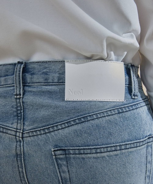 NEOL（ネオル）の「【NEOL】Washed straight denim pants/ウォッシュ加工ストレートデニムパンツ（デニムパンツ・メンズ・ライトブルー/インディゴブルー・M/L/XL）」の10枚目の写真