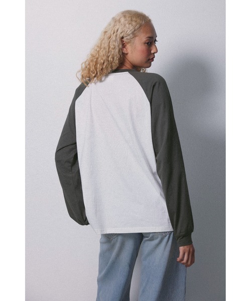 ALEXIA STAM（アリシアスタン）の「Wellness Raglan Sleeve Tee /ウェルネス ラグランロンT（Tシャツ/カットソー・レディース・グレー/ホワイト・FREE）」の5枚目の写真