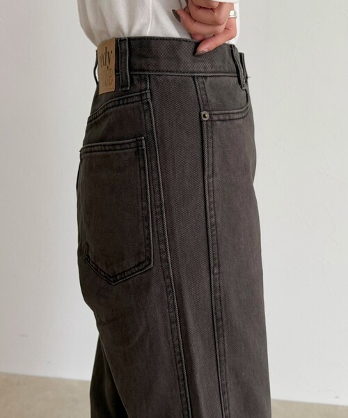 fredy emue(フレディエミュ)の「コットンツイルストレートパンツ(その他パンツ・レディース・ブラウン系その他/ブラウン/チャコールグレー・38/36)」の16枚目の写真