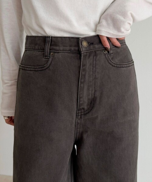 fredy emue(フレディエミュ)の「コットンツイルストレートパンツ(その他パンツ・レディース・ブラウン系その他/ブラウン/チャコールグレー・38/36)」の17枚目の写真