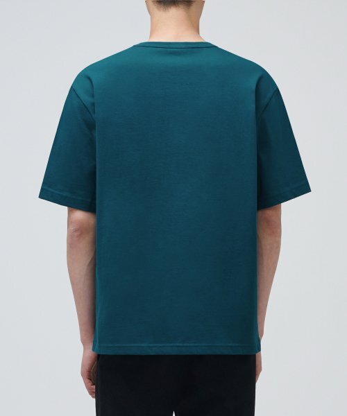 MUSINSA STANDARD（ムシンサスタンダード）の「リラックスフィットクルーネックTシャツ[ティール]（Tシャツ/カットソー・メンズ・その他・SMALL/MEDIUM/LARGE/X-LARGE/XXX-LARGE/XX-LARGE）」の2枚目の写真