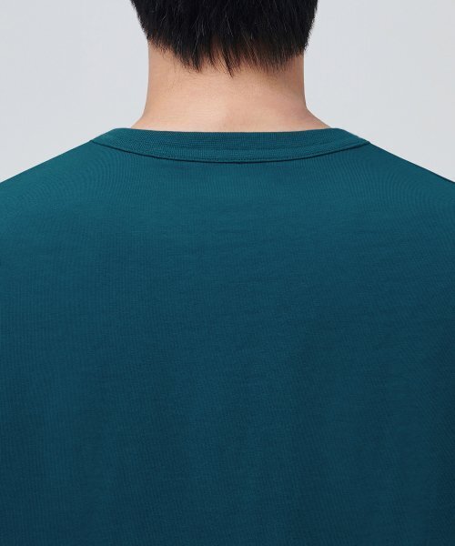 MUSINSA STANDARD（ムシンサスタンダード）の「リラックスフィットクルーネックTシャツ[ティール]（Tシャツ/カットソー・メンズ・その他・SMALL/MEDIUM/LARGE/X-LARGE/XXX-LARGE/XX-LARGE）」の4枚目の写真