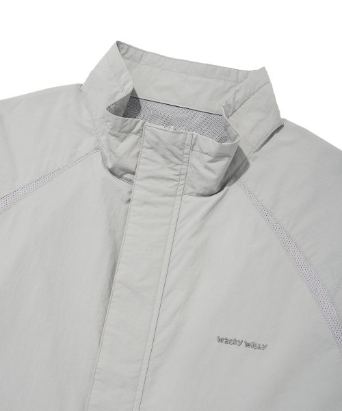 Wacky WiLLy(ワッキーウィリー)の「ハーフスリーブアノラックジャンパーグレー(ナイロンジャケット・レディース・その他・SMALL/MEDIUM/LARGE/X-LARGE)」の4枚目の写真