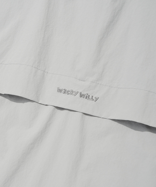 Wacky WiLLy(ワッキーウィリー)の「ハーフスリーブアノラックジャンパーグレー(ナイロンジャケット・レディース・その他・SMALL/MEDIUM/LARGE/X-LARGE)」の8枚目の写真