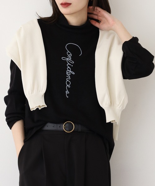BRODIAEA(ブローディア)の「BRODIAEA ウール混ロゴハイネックプルオーバー 長袖(Tシャツ/カットソー・レディース・オフホワイト/ブルー/ブラック/ベージュ/グレー・40)」の1枚目の写真