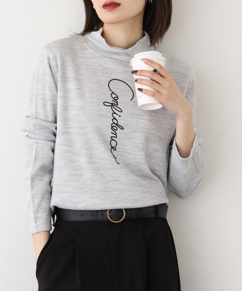 BRODIAEA(ブローディア)の「BRODIAEA ウール混ロゴハイネックプルオーバー 長袖(Tシャツ/カットソー・レディース・オフホワイト/ブルー/ブラック/ベージュ/グレー・40)」の20枚目の写真