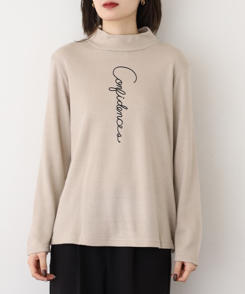 BRODIAEA(ブローディア)の「BRODIAEA ウール混ロゴハイネックプルオーバー 長袖(Tシャツ/カットソー・レディース・オフホワイト/ブルー/ブラック/ベージュ/グレー・40)」の9枚目の写真