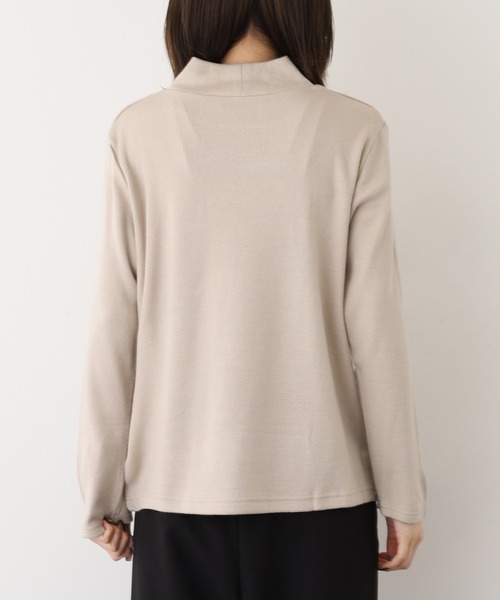 BRODIAEA(ブローディア)の「BRODIAEA ウール混ロゴハイネックプルオーバー 長袖(Tシャツ/カットソー・レディース・オフホワイト/ブルー/ブラック/ベージュ/グレー・40)」の11枚目の写真
