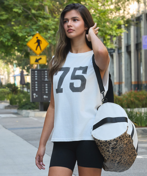 ERER(エルエル)の「Vintage 75 Artwork Sleeveless White(Tシャツ/カットソー・レディース・ホワイト・1/2)」の3枚目の写真