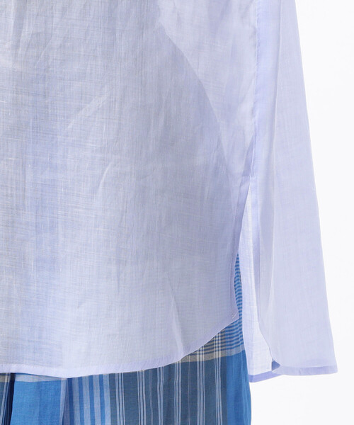 Gabardine K.T(ギャバジンケーティー)の「〔 +サイズ 〕 シアー ラミー麻 バンドカラーシャツ(シャツ/ブラウス・レディース・ブラック/ホワイト・15号)」の16枚目の写真