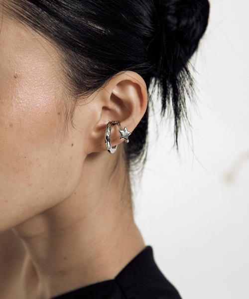 KASHIKO（カシコ）の「Cubic Star Ear Cuff（ピアス（両耳用）・レディース・その他・LEFT/R）」の2枚目の写真