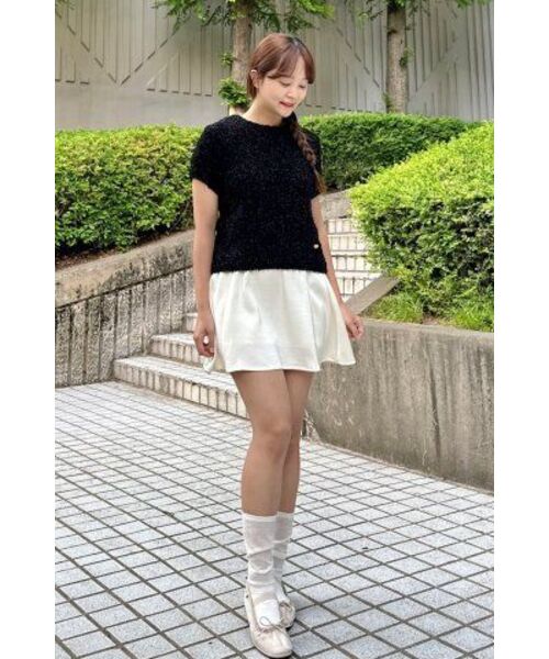 YUPPE(ヨッペ)の「SATIN FLARE SKIRT_CREAM(スカート・レディース・その他・SMALL/MEDIUM)」の6枚目の写真