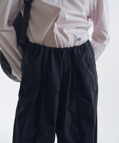 KEISUKEYOSHIDA(ケイスケヨシダ)の「Tightly Gathered Sports Pants(スウェットパンツ・レディース・グレー/ネイビー・S)」の11枚目の写真