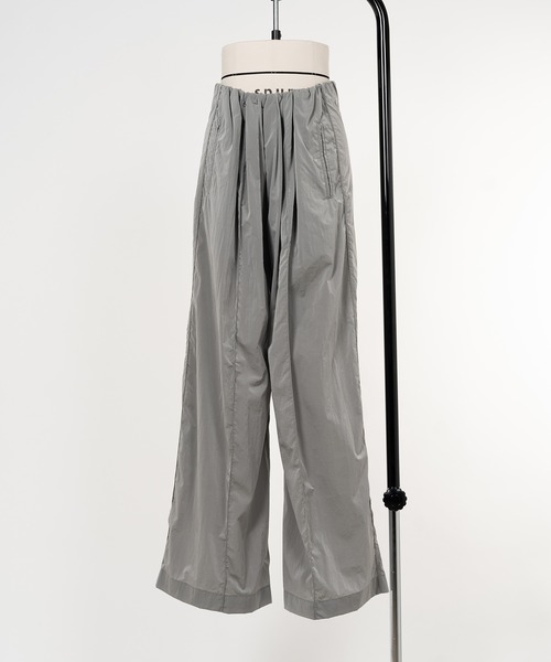 KEISUKEYOSHIDA(ケイスケヨシダ)の「Tightly Gathered Sports Pants(スウェットパンツ・レディース・グレー/ネイビー・S)」の12枚目の写真