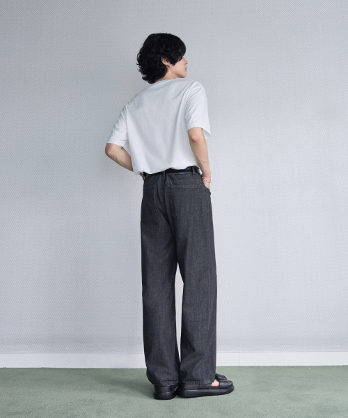 OURDAYZ（アワーデイズ）の「クールリネンライクストレートデニム [グレイッシュブラック]（デニムパンツ・レディース・その他・MEDIUM/LARGE/X-LARGE）」の2枚目の写真