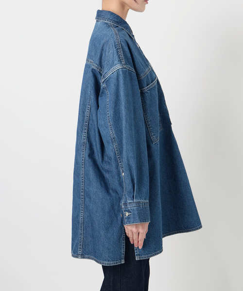SLOBE IENA(スローブイエナ)の「LE DENIM フィールドオーバーチュニック(シャツ/ブラウス・レディース・ホワイト/ブルー系その他・FREE)」の10枚目の写真