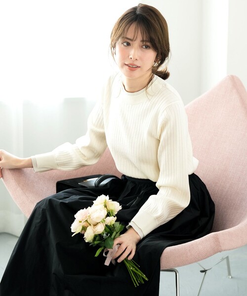 ANY SIS(エニィスィス)の「【WEB・一部店舗限定】ダブルカラー ニット(ニット/セーター・レディース・オレンジ系/ベージュ系/スカイブルー系/ホワイト系/ネイビー系/ライトイエロー系・X-LARGE)」の2枚目の写真