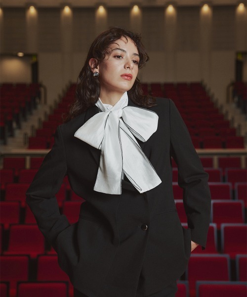 Callarus（カラルス）の「＜単品＞シアーボイルボウタイリボンデザインブラウス〔Callarus〕（シャツ/ブラウス・レディース・ホワイト×ブラック/ブラック/オフホワイト・S/M/L/LL/3L）」の9枚目の写真