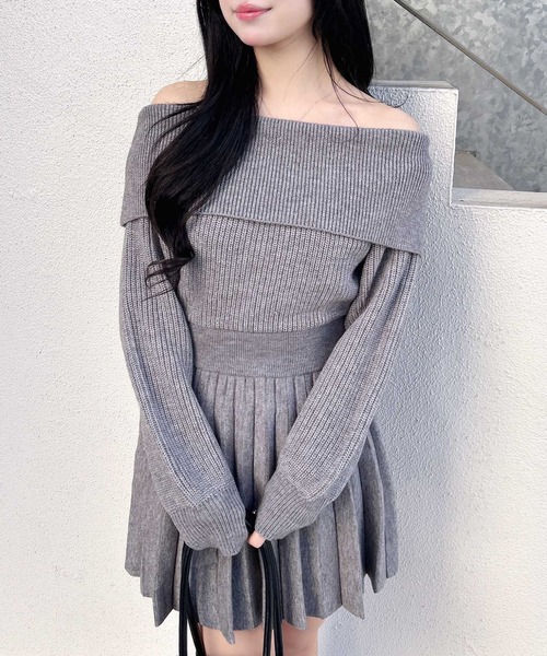 INGNI（イング）の「オフショルニットワンピース（ワンピース・レディース・グレー/ブラック/アイボリー・M）」の19枚目の写真