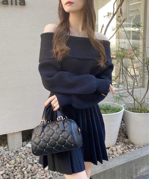 INGNI（イング）の「オフショルニットワンピース（ワンピース・レディース・グレー/ブラック/アイボリー・M）」の5枚目の写真