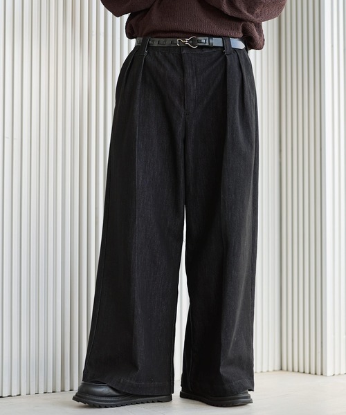 ETELIO(エテリオ)の「WASH-FAST 2タックセンタープレスデニムスラックス(デニムパンツ・メンズ・ブラック/ネイビー/ブラウン・S/M/L/XL)」の1枚目の写真