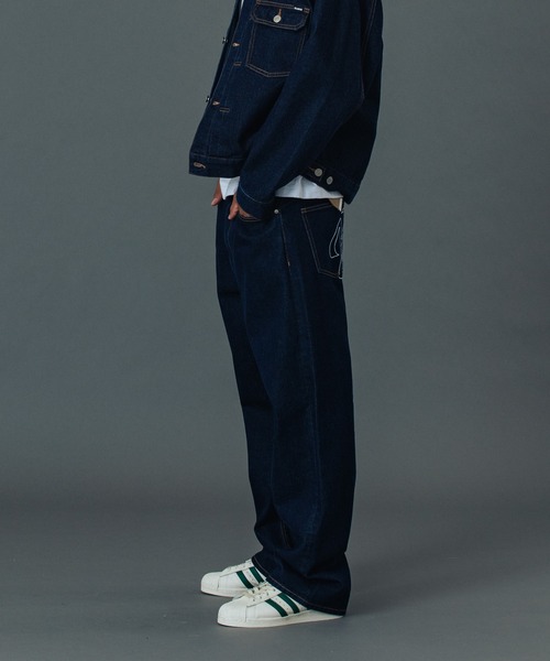 XLARGE（エクストララージ）の「STAR LOGO DENIM PANTS（デニムパンツ・メンズ・インディゴブルー/ブラック・30inch/32inch/34inch/36inch）」の6枚目の写真