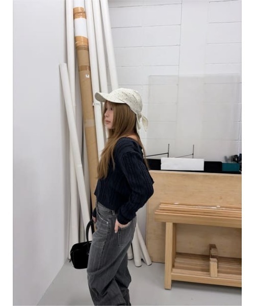 LAGUA GEM(ラグアジェム)の「CABLE HOODIE ニット(ニット/セーター・レディース・ライトイエロー/ライトピンク/ネイビー・FREE)」の22枚目の写真