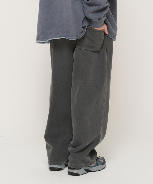 CARGOBROS(カーゴブロス)の「インピグ裏起毛トレーニングワイドストレートパンツ(チャコール)(スウェットパンツ・メンズ・その他・FREE)」の5枚目の写真