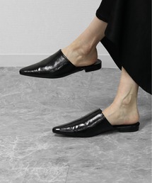 ポインテッドトゥスリッポンサンダル POINTED TOE SLIP-ON SANDALS