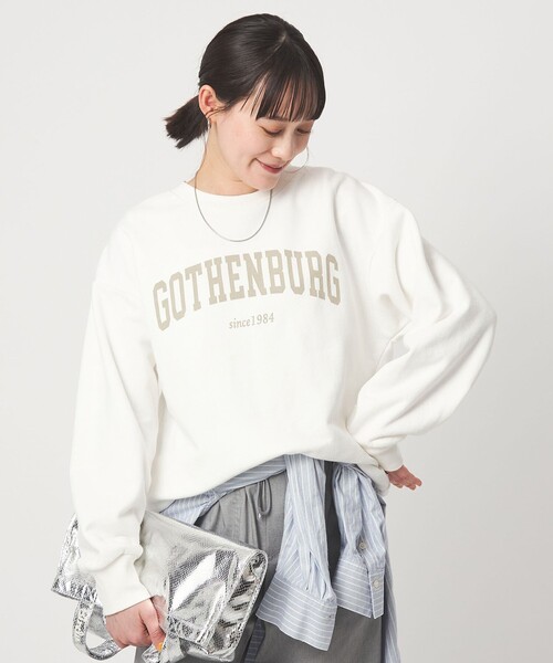 green label relaxing（グリーンレーベルリラクシング）の「フェード カレッジ ロゴ スウェット プルオーバー（スウェット・レディース・ダークグレー/オフホワイト/ブラウン系・FREE）」の2枚目の写真