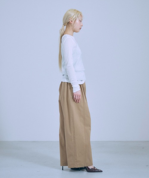EN NEUME(エンノイム)の「Two-Tuck Barrel Leg Pants(その他パンツ・レディース・ブラック/ベージュ・FREE)」の8枚目の写真