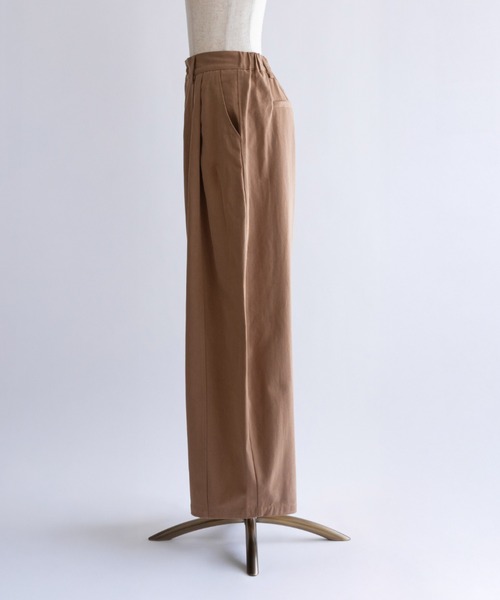 EN NEUME(エンノイム)の「Two-Tuck Barrel Leg Pants(その他パンツ・レディース・ブラック/ベージュ・FREE)」の14枚目の写真