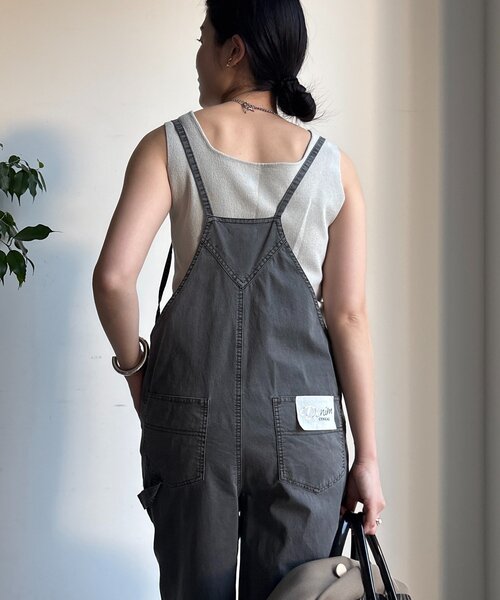 DouDou(ドゥドゥ)の「ストレッチツイルピグメント加工オールインワン(つなぎ/オールインワン・レディース・ブラック/ベージュ・FREE)」の13枚目の写真