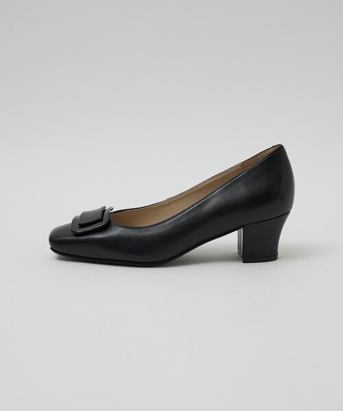 Au BANNISTER（オゥバニスター）の「スクエアモチーフパンプス（パンプス・レディース・ブラック/アイボリー/イエロー・38/37/36/35/39）」の8枚目の写真