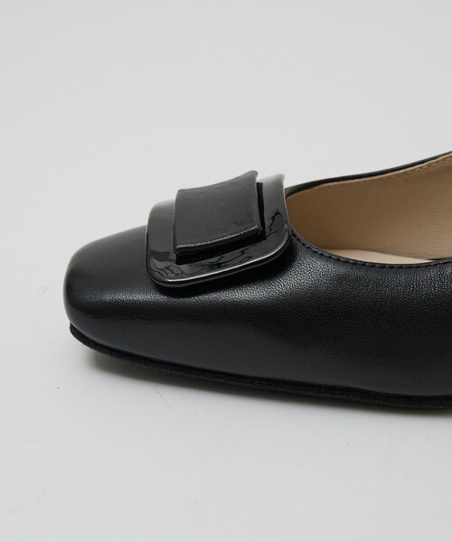 Au BANNISTER（オゥバニスター）の「スクエアモチーフパンプス（パンプス・レディース・ブラック/アイボリー/イエロー・38/37/36/35/39）」の12枚目の写真