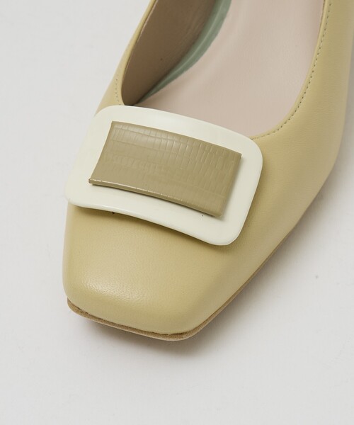 Au BANNISTER（オゥバニスター）の「スクエアモチーフパンプス（パンプス・レディース・ブラック/アイボリー/イエロー・38/37/36/35/39）」の21枚目の写真