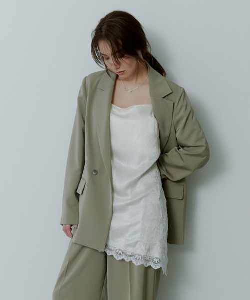 MIESROHE(ミースロエ)の「【セットアップ対応】【洗える・UVカット】ダブルサテンジャケット(テーラードジャケット・レディース・ダークネイビー/ホワイト/オリーブ・1/0)」の2枚目の写真
