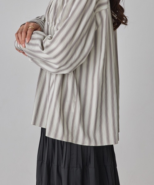 hunch(ハンチ)の「ストライプ シャーリングシャツ(シャツ/ブラウス・レディース・グリーン系その他/グレー系その他/ホワイト系その他・FREE)」の15枚目の写真