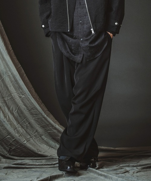 NO ID.(ノーアイディ)の「【NO ID.】Easy Baggy Parachute Trousers / イージー バギー パラシュート トラウザーズ(スラックス・メンズ・ブラック/ストライプ・1/2)」の12枚目の写真
