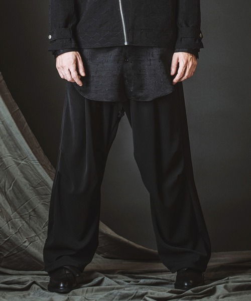 NO ID.(ノーアイディ)の「【NO ID.】Easy Baggy Parachute Trousers / イージー バギー パラシュート トラウザーズ(スラックス・メンズ・ブラック/ストライプ・1/2)」の10枚目の写真